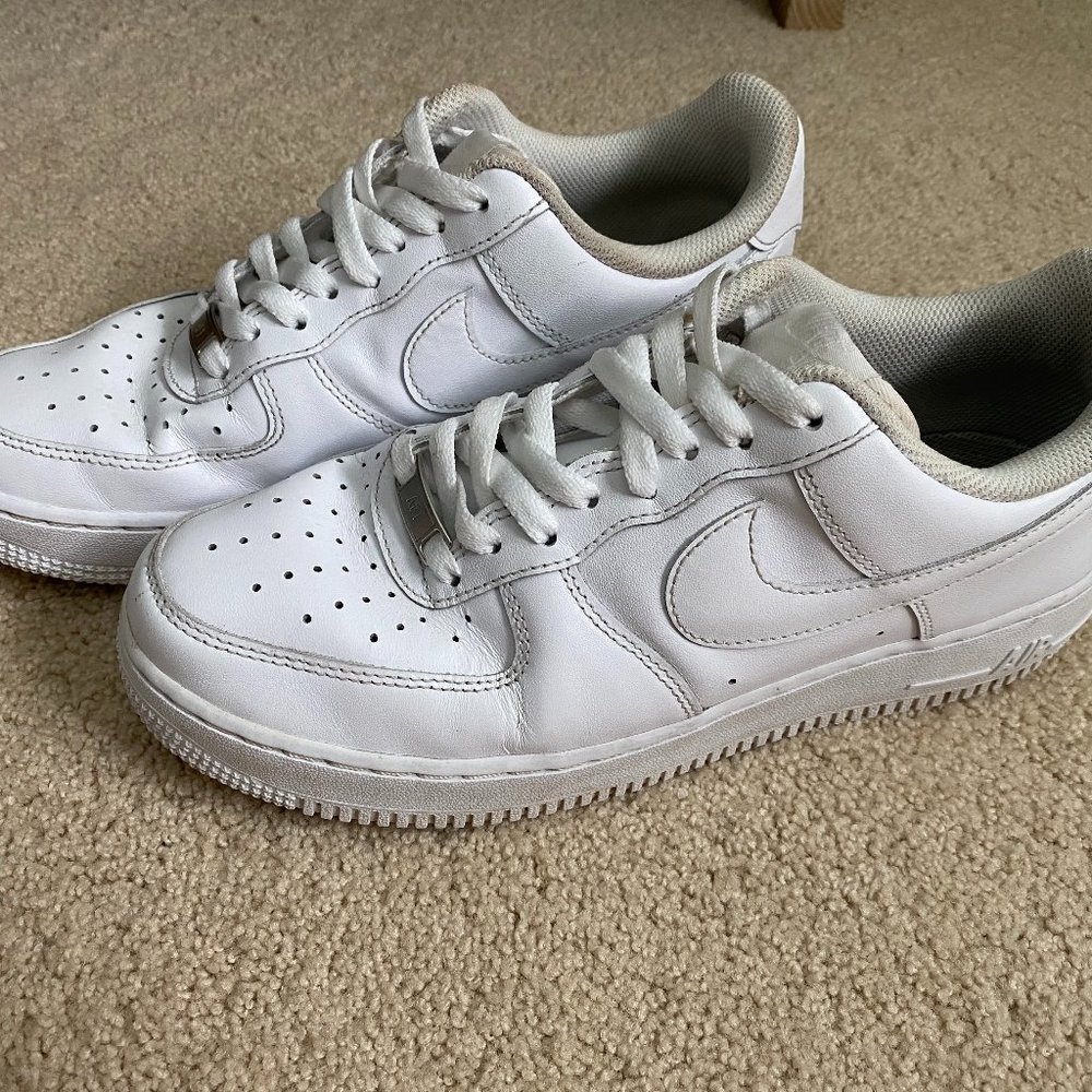Nike Air Force 1 '07 Shoe